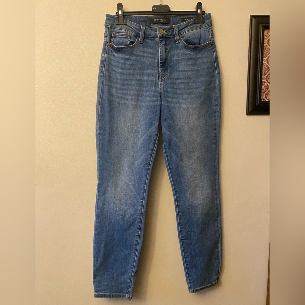 Judy Blue Straight leg Slim Fit Women’s  Straight Leg Blue Jeans